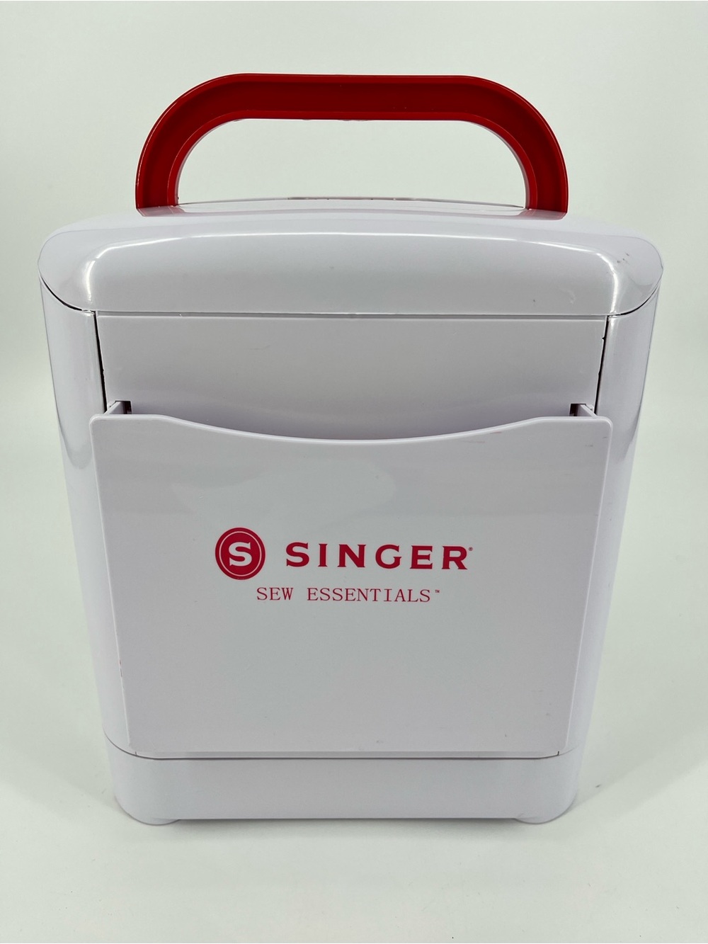 Singer Sew Essentials Storage Plastic Container Handle 40 Thread Bobbins White